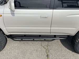 96-02 3rd Gen 4Runner Rock Sliders, 65-inch